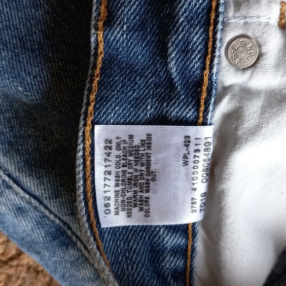 Vintage Levi’s 505 Regular Fit Straight Leg 505 36×34 Made in Egypt - Picture 9 of 13